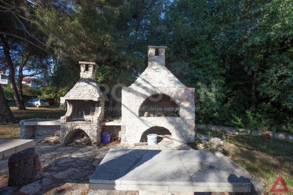 House with apartments near the sea